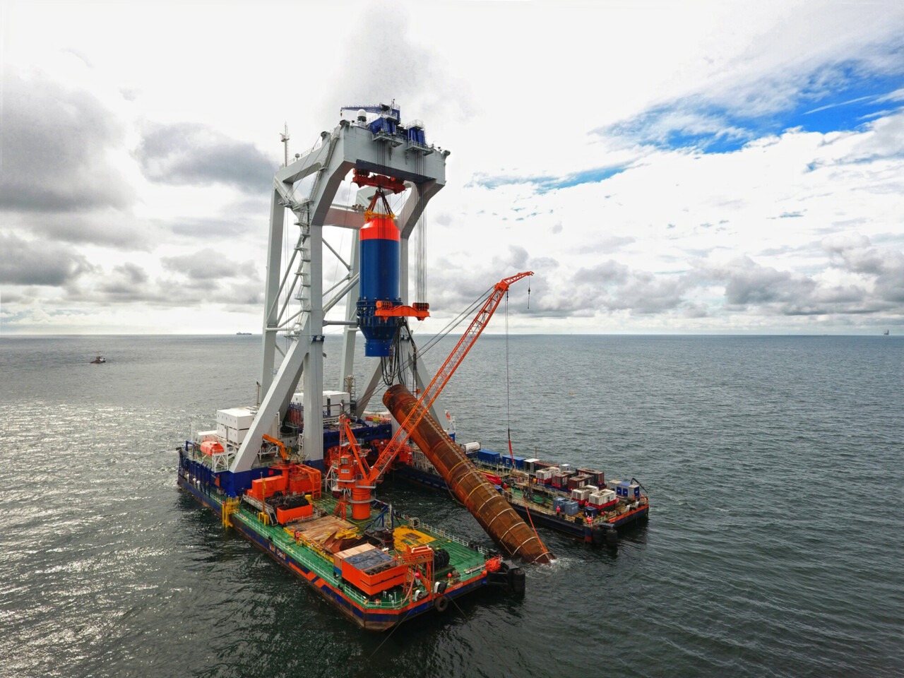 BLUE Piling bewerkt